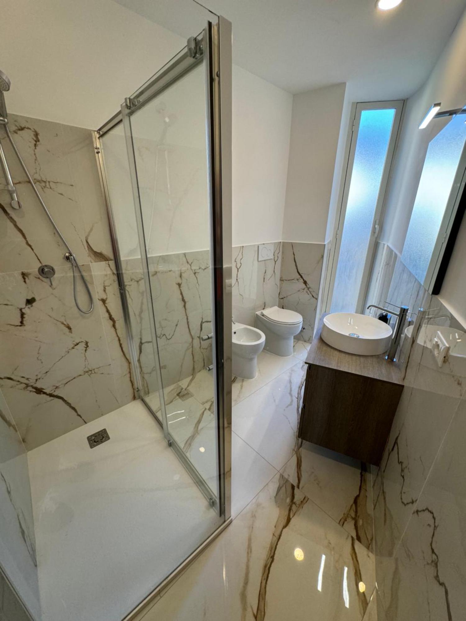 Luxury House - The House Casa vacanze Roma